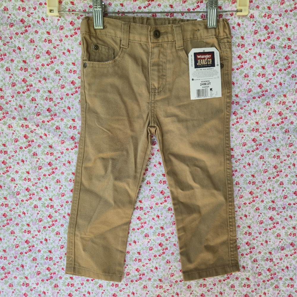 NWT Wrangler Boys Jeans  Size 2T 306KTNR Khaki Irregular